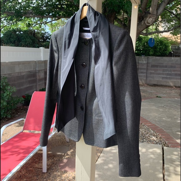 Max Mara blazer size 10 (European 40) - Picture 1 of 16